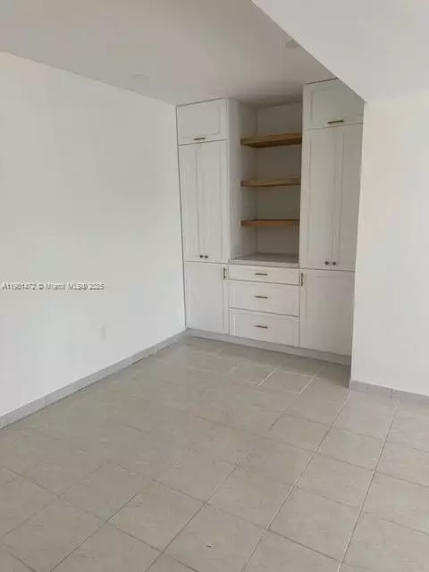 7785 SW 86th St #E-315, Miami, FL 33143