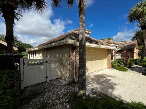 Boynton Beach, FL 33472,8079 Popash Ct