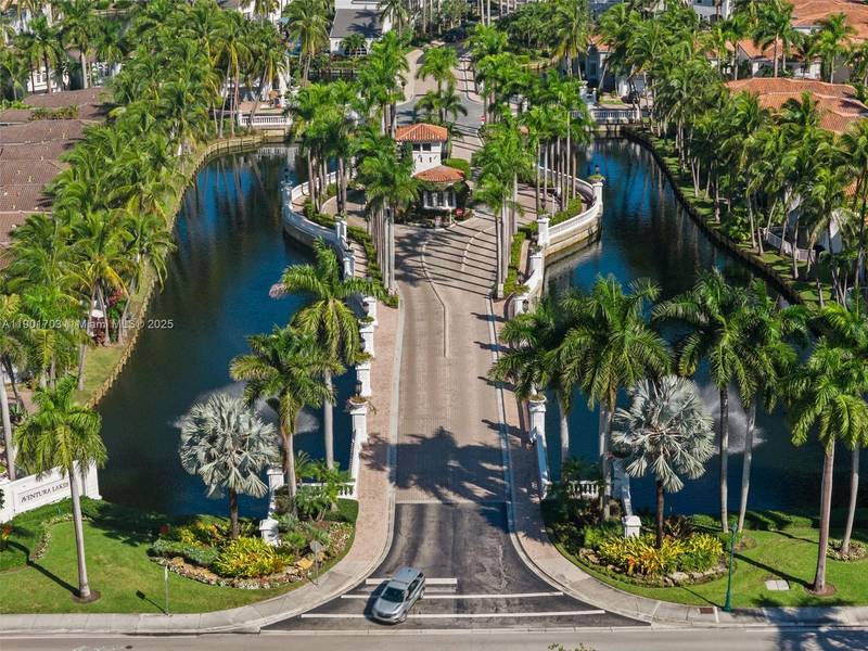 20905 NE 32nd Ave, Aventura, FL 33180