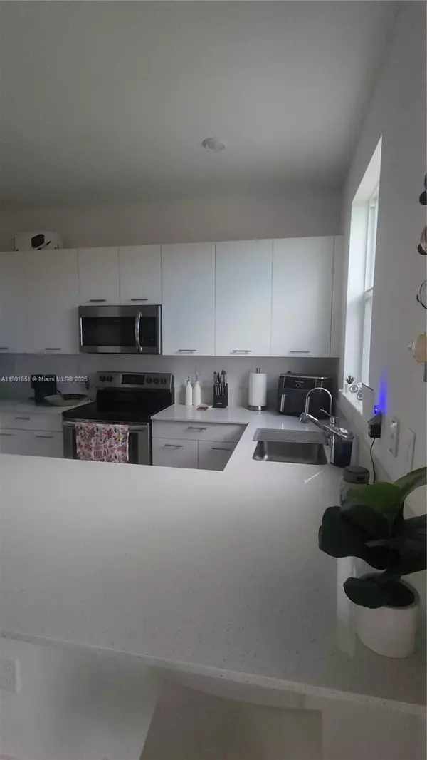 Miami, FL 33167,12277 NW 24th Pl #12277