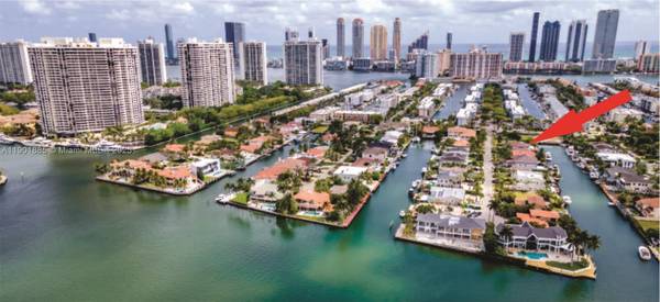 3428 NE 169th St, North Miami Beach, FL 33160