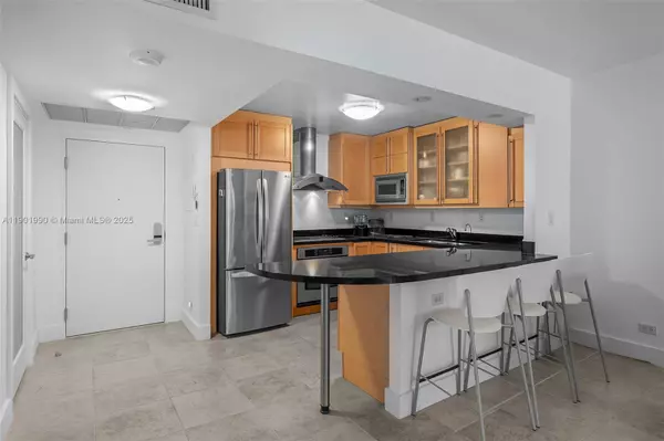 Miami Beach, FL 33139,2301 Collins Ave #1501