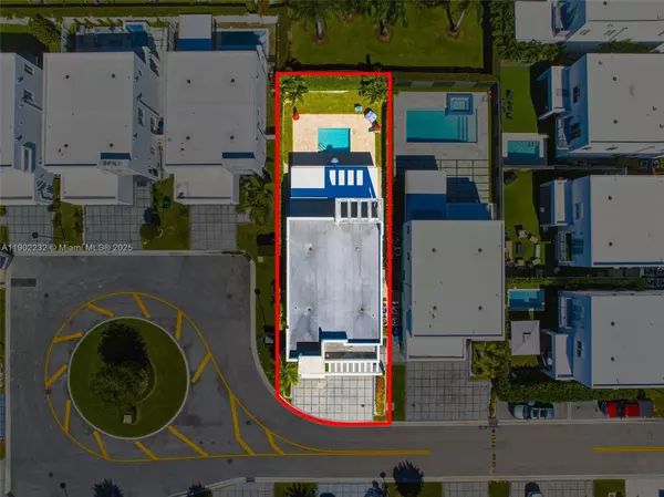 Doral, FL 33178,10359 NW 67th Ter