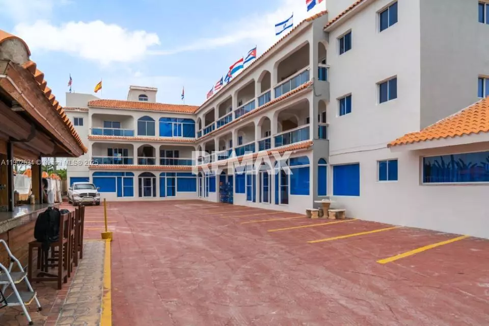 FL 2300,Address not disclosed