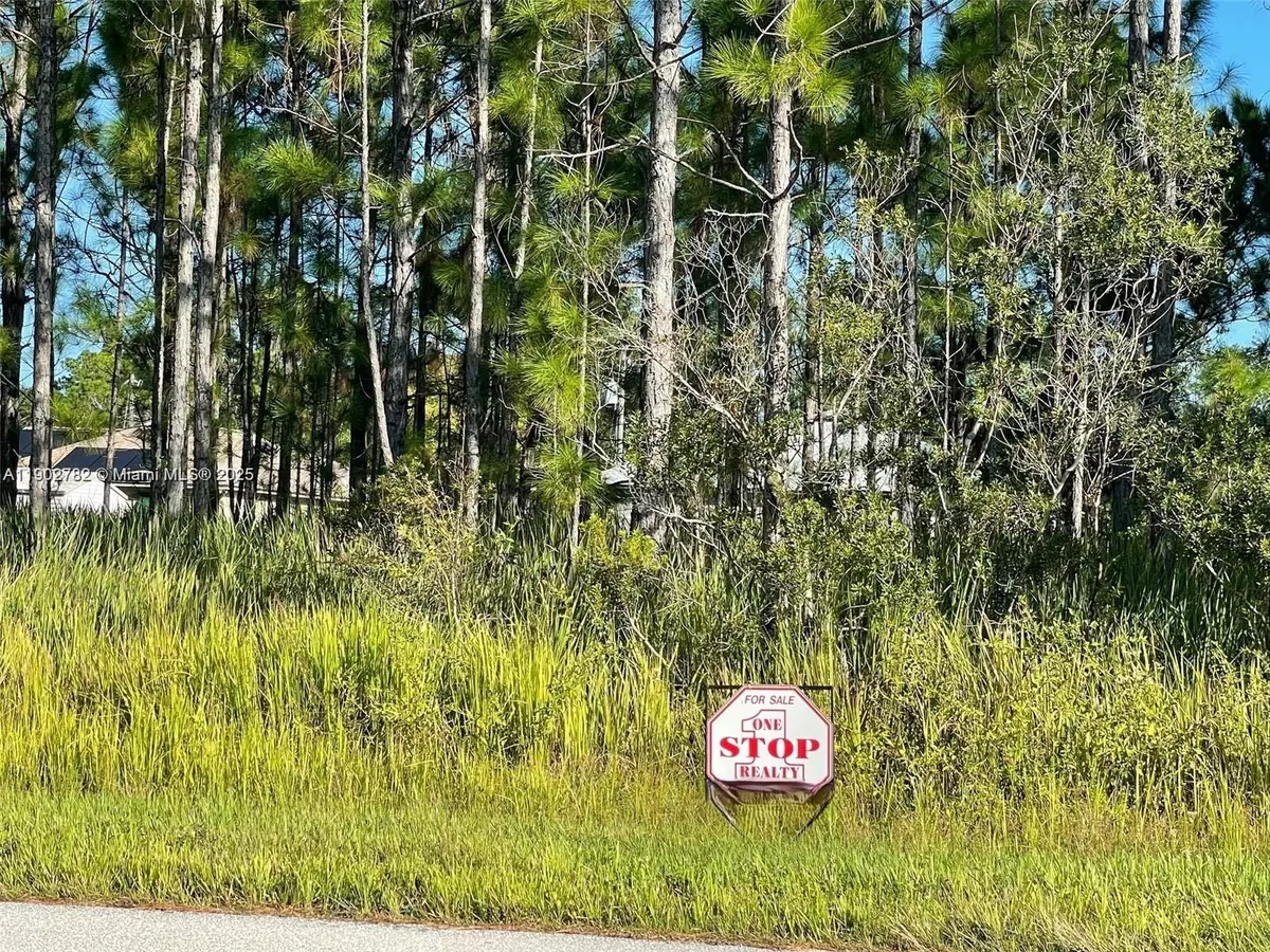 Sebring, FL 33872,8030 SUN N LAKES