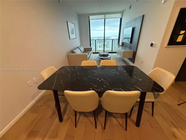 Miami, FL 33132,398 NE 5th St #4719