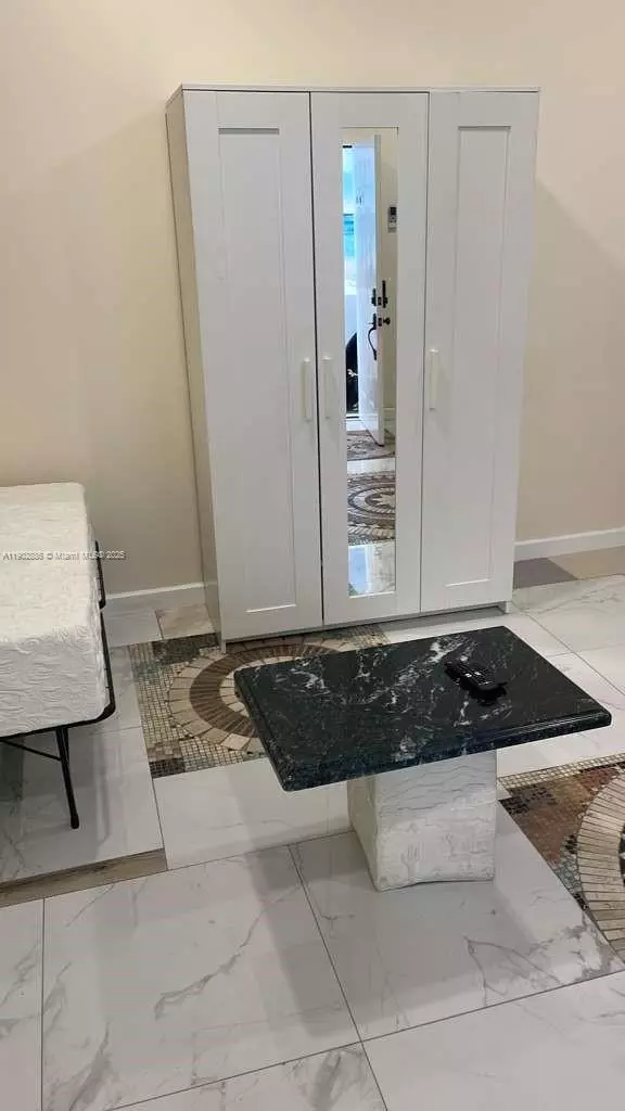 Miami Beach, FL 33141,1150 Normandy Dr #101