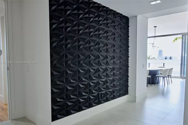 Fort Lauderdale, FL 33301,160 Isle Of Venice Dr #401