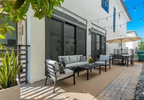 Doral, FL 33166,8013 NW 42nd St