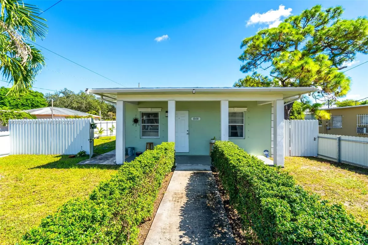 Fort Lauderdale, FL 33311,844 NW 15th Ave