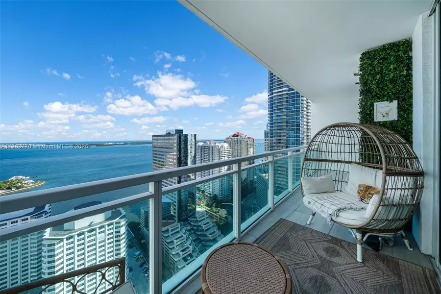 951 Brickell Ave #3504, Miami, FL 33131