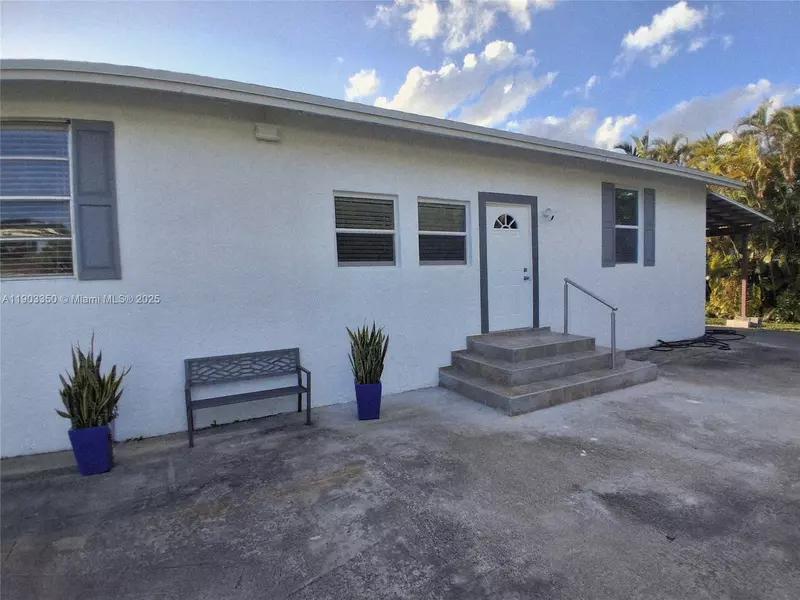 Southwest Ranches, FL 33331