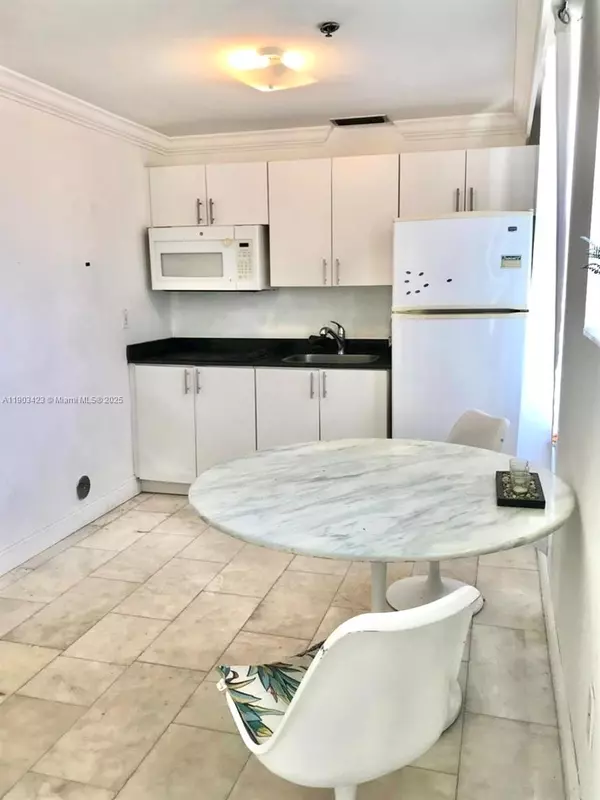 Miami Beach, FL 33139,1502 Jefferson Ave #104