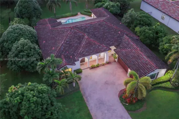 Davie, FL 33328,4415 Parkside Rd