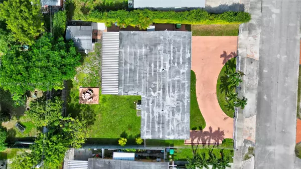 Miami, FL 33165,3240 SW 104th Ave