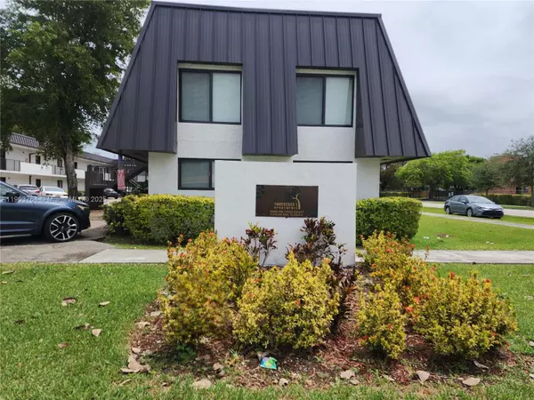19600 SW 110th Ct #207, Cutler Bay, FL 33157