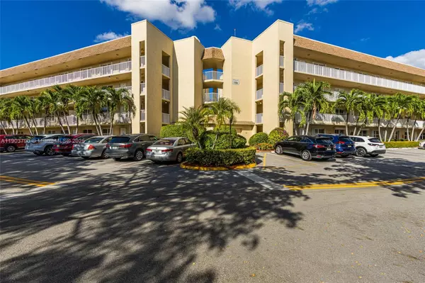 Sunrise, FL 33322,10315 NW 24th Place #307