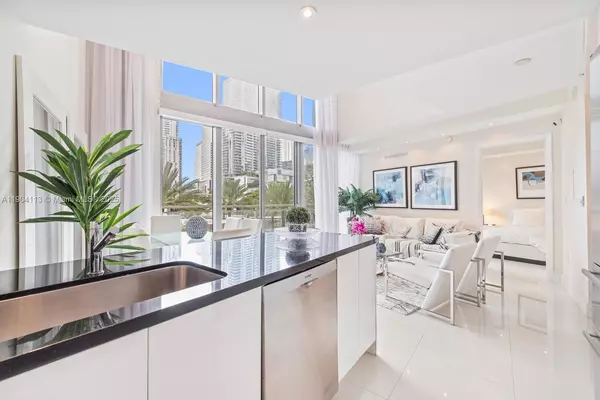 Miami, FL 33130,92 SW 3rd St #310