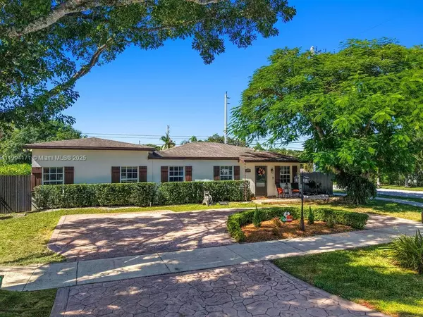 Miami, FL 33155,Address not disclosed