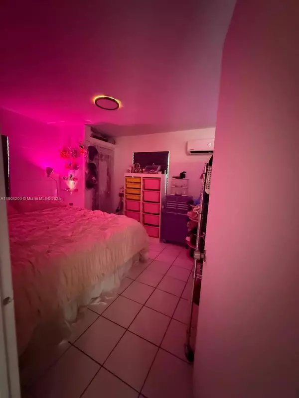 Miami, FL 33127,5028 NW 3rd Ave #B