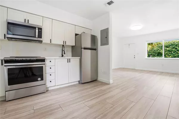 60 NW 42nd St #0, Miami, FL 33127