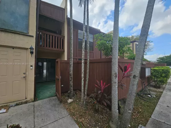 Miami, FL 33173,6547 SW 116th Pl #D