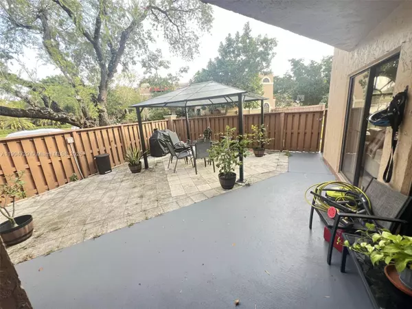 Boca Raton, FL 33433,8116 Severn Dr #C