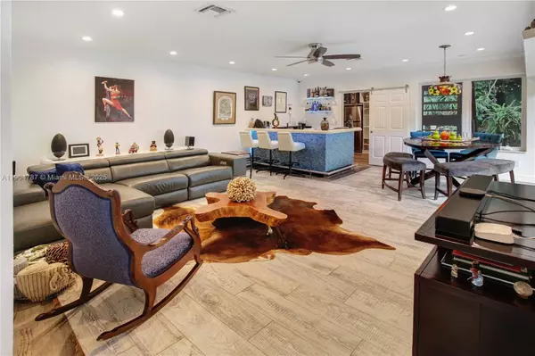 Miami, FL 33179,19901 NE 21st Ave