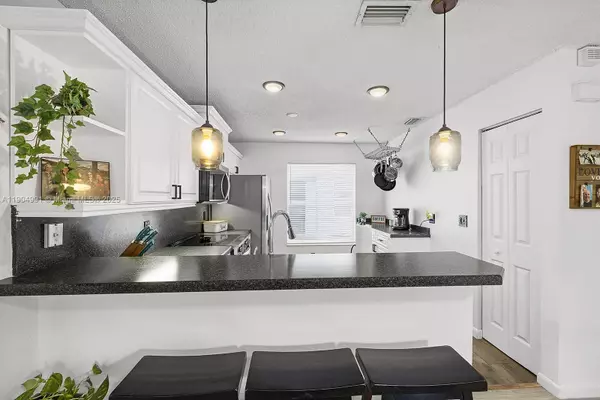 Miramar, FL 33029,17753 SW 24th Ct