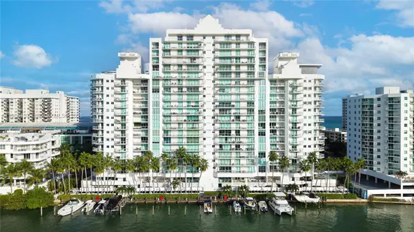 Miami Beach, FL 33140,5900 Collins Ave #508