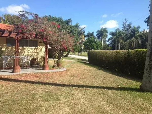 Miami Beach, FL 33141,1100 N Shore Dr #0