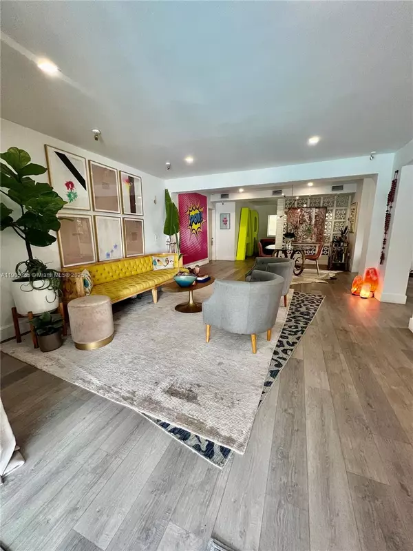 Miami, FL 33125,1051 NW 25th Ave