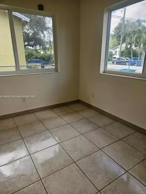 Miami, FL 33161,1296 NE 110th Ter #01