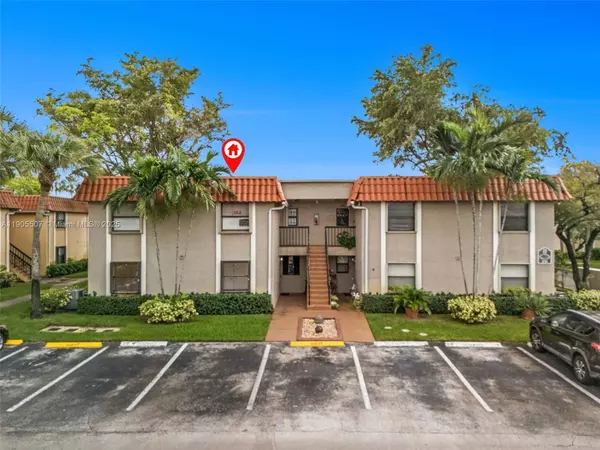 9730 Hammocks Blvd #101-28, Miami, FL 33196