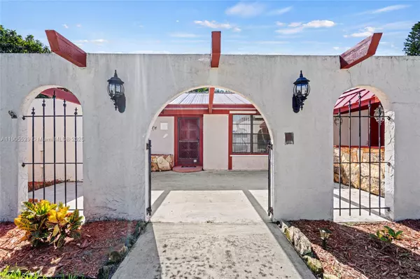 Port St. Lucie, FL 34984,310 SE Evans Ave