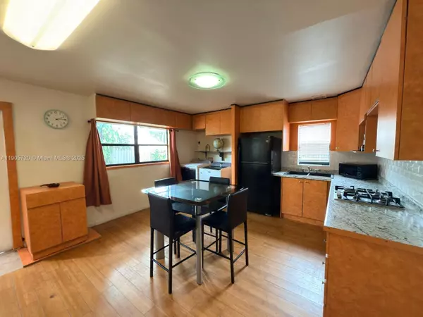 Sunrise, FL 33323,11460 NW 37th St #11460