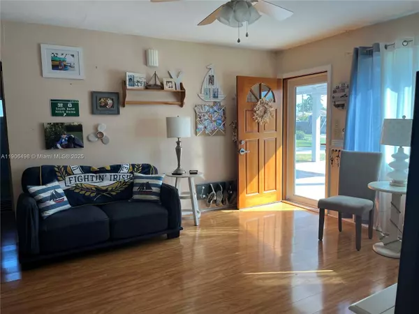 Dania Beach, FL 33004,842 Argonaut Isle