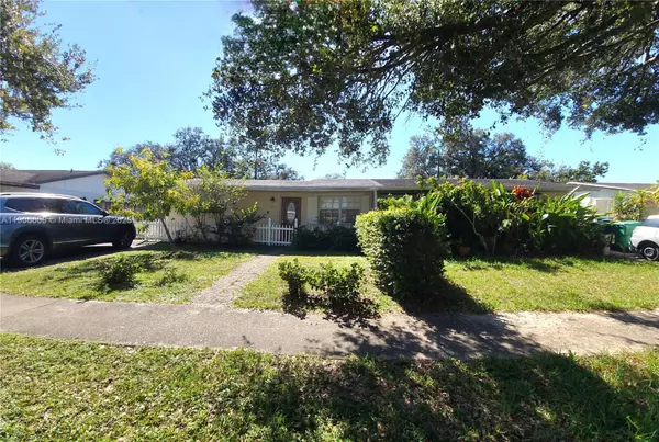 Cooper City, FL 33328,9426 SW 52nd St
