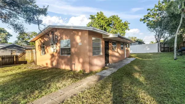 Dania Beach, FL 33004,218 NW 8th Ave