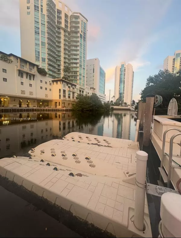 Sunny Isles Beach, FL 33160,16400 Collins Ave