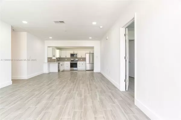 North Palm Beach, FL 33408,436 Gull Ct