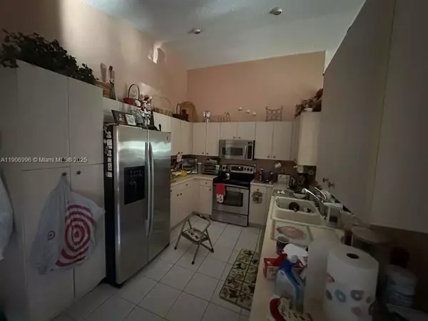 Plantation, FL 33324,10153 NW 3rd Ct