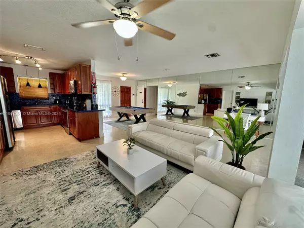 Wilton Manors, FL 33311,2901 NW 9th Ter #0