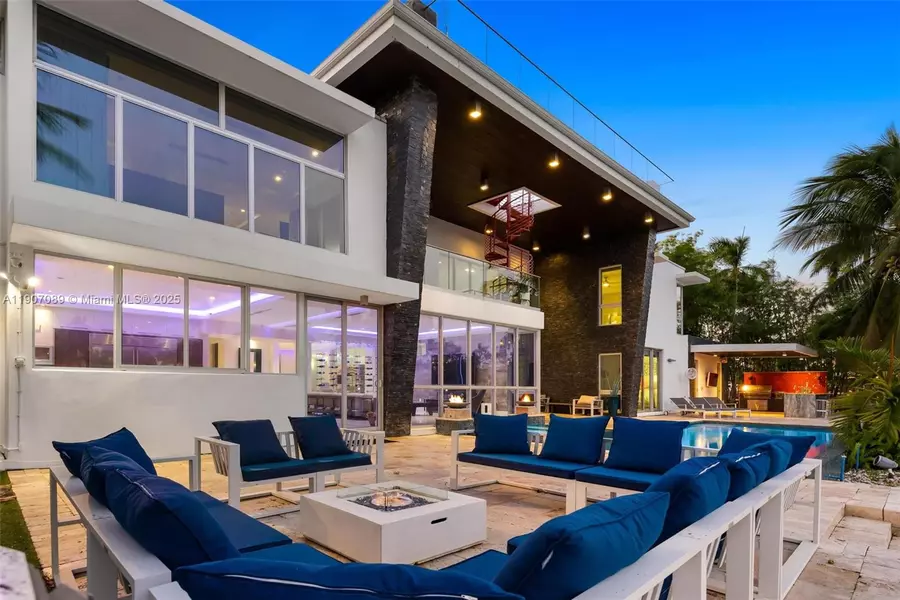 300 Royal Plaza Dr #0, Fort Lauderdale, FL 33301