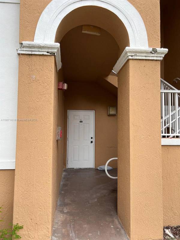 Hialeah, FL 33015,17710 NW 73rd Ave #103-20