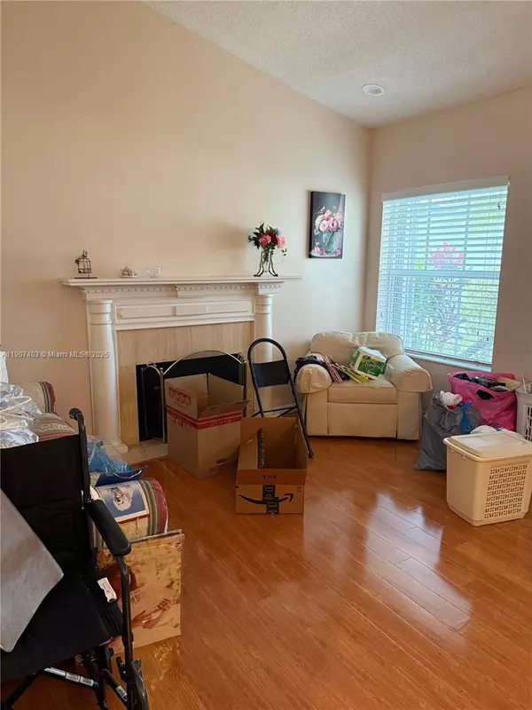 Miami, FL 33186,14248 SW 91st St