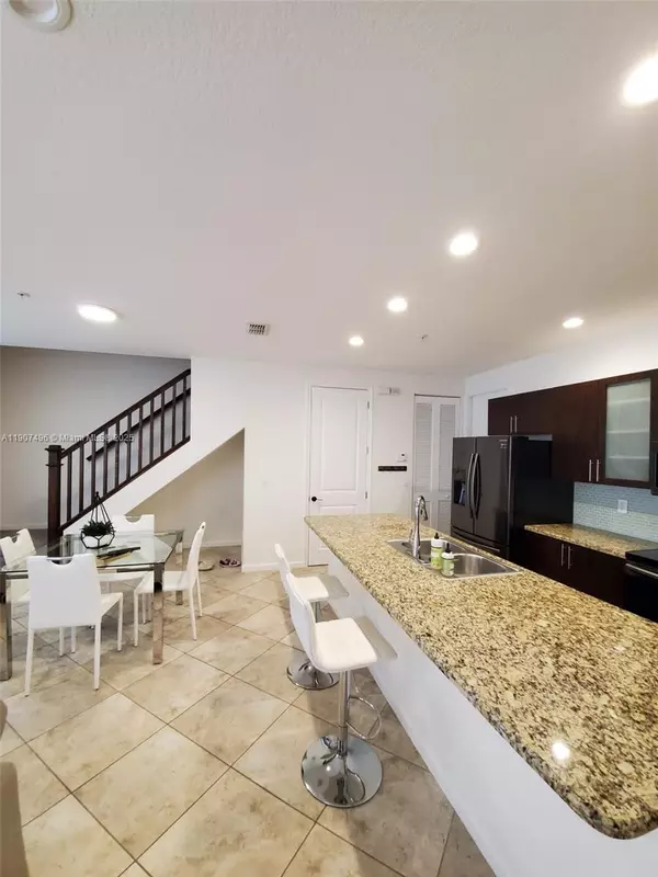 Boca Raton, FL 33431,1430 NW 48th Dr #1430