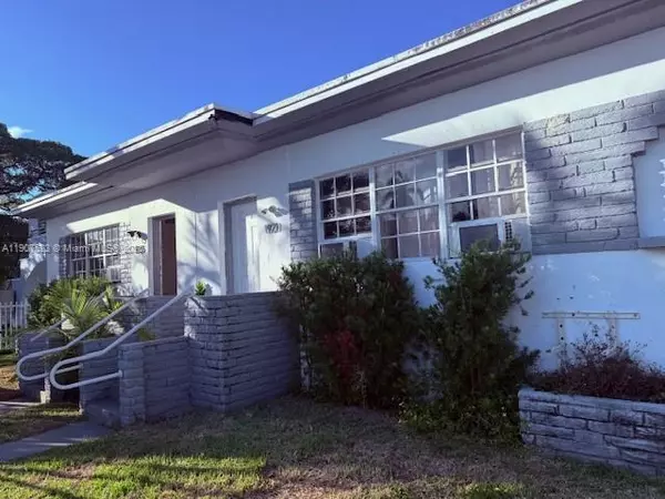 Miami Beach, FL 33141,1925 Marseille Dr