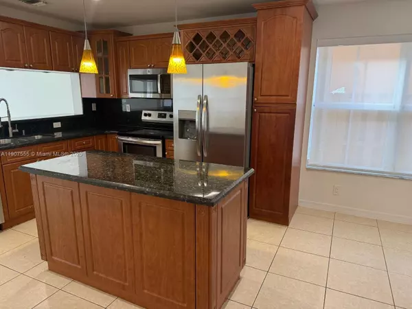 Miami, FL 33185,15530 SW 26th Ter