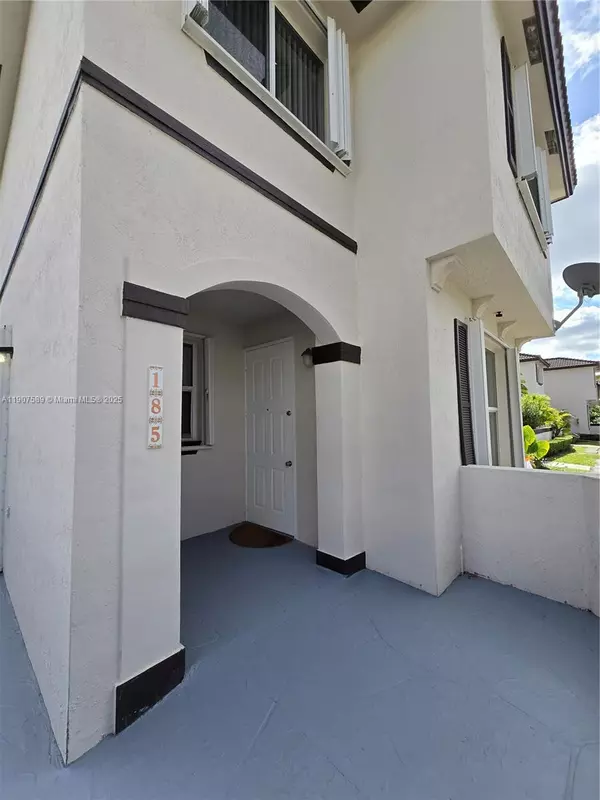 Miami, FL 33193,8575 SW 152nd Ave #185